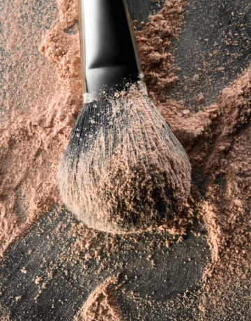 Loose Powder Brush, cosmetics photography by Rich Begany